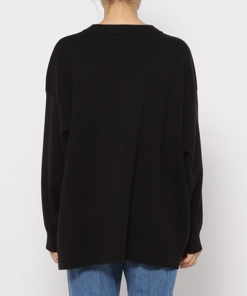 LOWRYS FARM(ローリーズファーム)の「ポケ付きBIGクルーカーディガン(トップス・レディース・アイボリー08/ブラック09/レッド35/パープル95・フリーサイズ)」の18枚目の写真