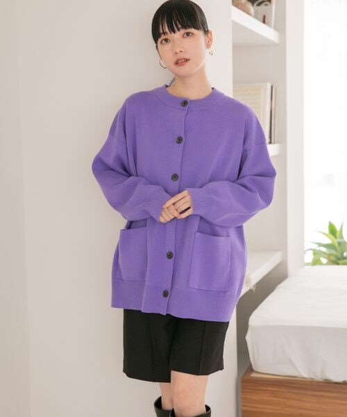 LOWRYS FARM(ローリーズファーム)の「ポケ付きBIGクルーカーディガン(トップス・レディース・アイボリー08/ブラック09/レッド35/パープル95・フリーサイズ)」の15枚目の写真