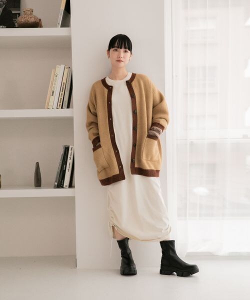 LOWRYS FARM（ローリーズファーム）の「モチモチシャギークルーカーディガン（トップス・レディース・アイボリー08/ブラック×オフ10/オレンジ45/ベージュ×ブラウン50/ブルー85/パープル92・ショート丈M/ロング丈L）」の17枚目の写真