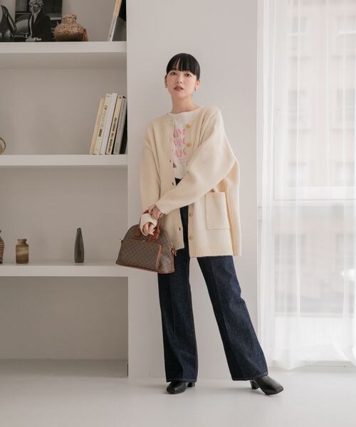 LOWRYS FARM（ローリーズファーム）の「モチモチシャギークルーカーディガン（トップス・レディース・アイボリー08/ブラック×オフ10/オレンジ45/ベージュ×ブラウン50/ブルー85/パープル92・ショート丈M/ロング丈L）」の7枚目の写真