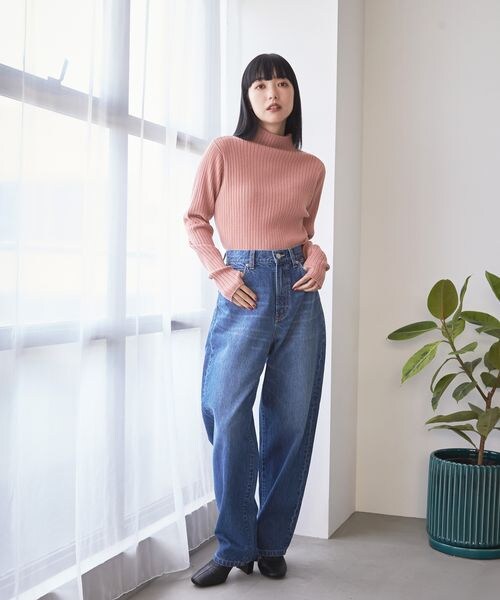 LOWRYS FARM（ローリーズファーム）の「マシンウォッシャブルハイネックロングスリーブ（トップス・レディース・オフ05/ブラック09/ピンク22/パープル95・フリーサイズ）」の20枚目の写真