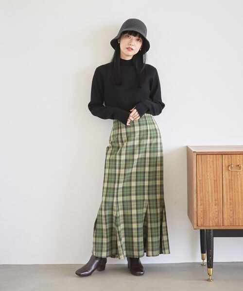 LOWRYS FARM（ローリーズファーム）の「マシンウォッシャブルハイネックロングスリーブ（トップス・レディース・オフ05/ブラック09/ピンク22/パープル95・フリーサイズ）」の15枚目の写真