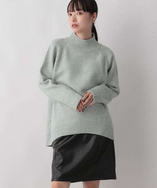 LOWRYS FARM（ローリーズファーム）の「モチモチハイネック（トップス・レディース・アイボリー08/ブラック09/ライトグレー12/オレンジ45/ブルー85・フリーサイズ）」の12枚目の写真