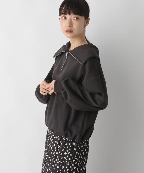 LOWRYS FARM（ローリーズファーム）の「ハイＺＩＰドロストプルオーバー（トップス・レディース・アイボリー08/グレー12/チャコールグレー18/ブルー85・F）」の12枚目の写真