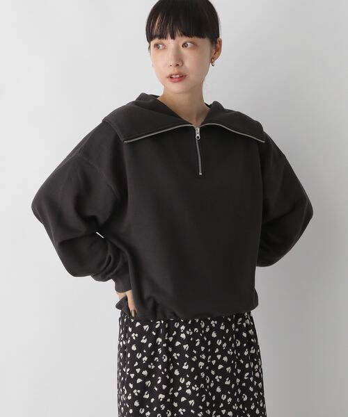 LOWRYS FARM（ローリーズファーム）の「ハイＺＩＰドロストプルオーバー（トップス・レディース・アイボリー08/グレー12/チャコールグレー18/ブルー85・F）」の3枚目の写真