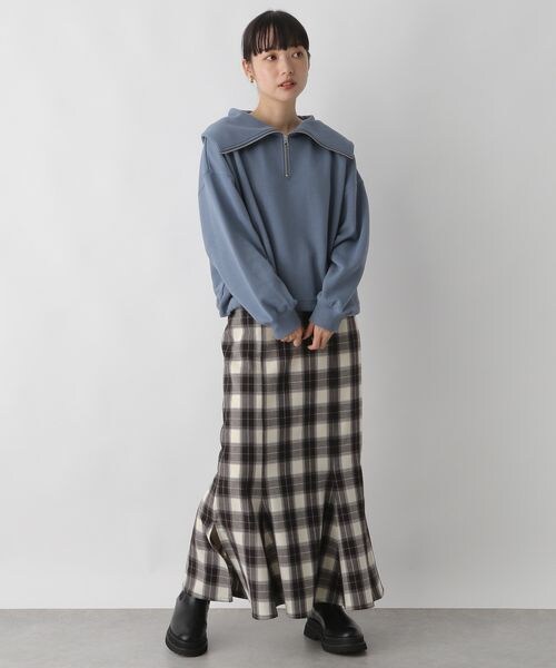 LOWRYS FARM（ローリーズファーム）の「ハイＺＩＰドロストプルオーバー（トップス・レディース・アイボリー08/グレー12/チャコールグレー18/ブルー85・F）」の14枚目の写真