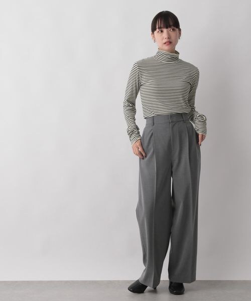 LOWRYS FARM（ローリーズファーム）の「ボーダータートル（トップス・レディース・オフホワイト05/ブラウン58/グリーン75・F）」の4枚目の写真