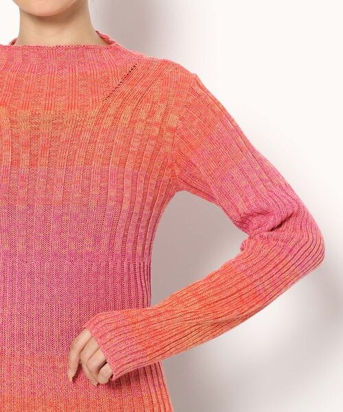 PAGEBOY（ページボーイ）の「カラーMIXタートル（トップス・レディース・ピンク系23/ブルー系89・F）」の11枚目の写真