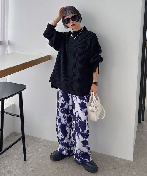 PAGEBOY（ページボーイ）の「ペイント柄パンツ（パンツ・レディース・ブラック09/パープル系92・F）」の7枚目の写真