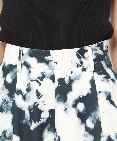 PAGEBOY（ページボーイ）の「ペイント柄パンツ（パンツ・レディース・ブラック09/パープル系92・F）」の12枚目の写真