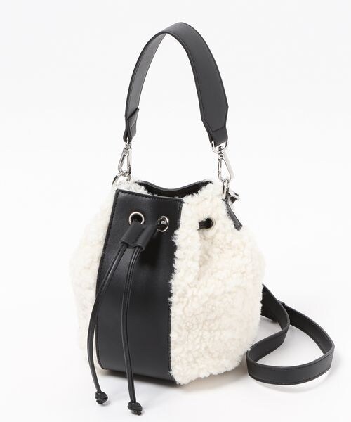 PAGEBOY（ページボーイ）の「ボアMIXバッグ（バッグ・レディース・オフホワイト05/ベージュ55・F）」の4枚目の写真