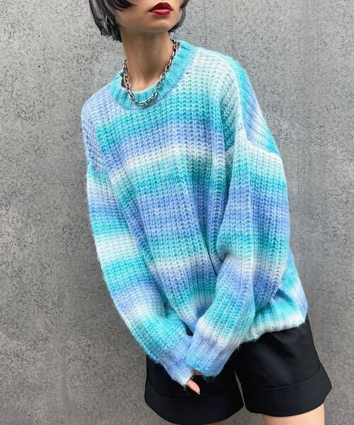 PAGEBOY（ページボーイ）の「グラデーションクルーニット（トップス・レディース・モノトーン10/グリーン系70/ブルー系80・F）」の14枚目の写真