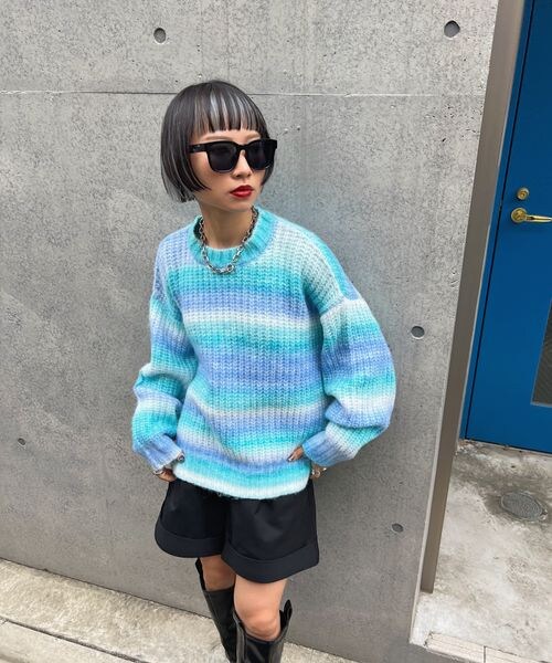 PAGEBOY（ページボーイ）の「グラデーションクルーニット（トップス・レディース・モノトーン10/グリーン系70/ブルー系80・F）」の16枚目の写真