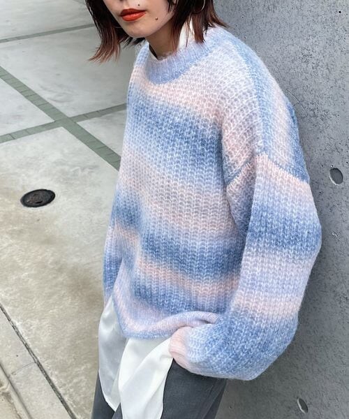 PAGEBOY（ページボーイ）の「グラデーションクルーニット（トップス・レディース・モノトーン10/グリーン系70/ブルー系80・F）」の20枚目の写真