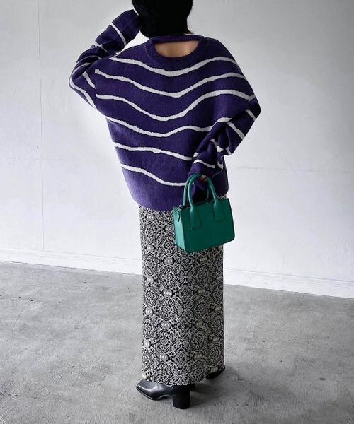 PAGEBOY（ページボーイ）の「バックオープンマーブル柄ニット（トップス・レディース・オフホワイト05/ブラック09/パープル95・F）」の20枚目の写真