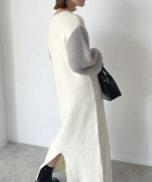 PAGEBOY（ページボーイ）の「シャギースリーブニットワンピース（ワンピース/ドレス・レディース・オフホワイト05/ブラック09・F）」の3枚目の写真