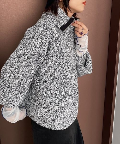 PAGEBOY（ページボーイ）の「ハーフZIPミドルニット（トップス・レディース・ホワイト×ブラック01/ブラック09/バター62/MIXブルー89・F）」の6枚目の写真