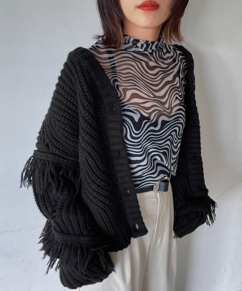 PAGEBOY（ページボーイ）の「フリンジショートカーディガン（トップス・レディース・オフホワイト05/ブラック09/チェリー35・F）」の12枚目の写真