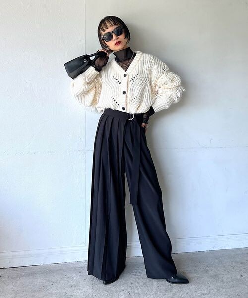 PAGEBOY（ページボーイ）の「フリンジショートカーディガン（トップス・レディース・オフホワイト05/ブラック09/チェリー35・F）」の9枚目の写真