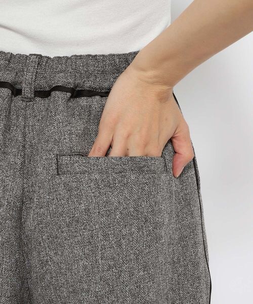 PAGEBOY（ページボーイ）の「ツイードショートパンツ（パンツ・レディース・ブラック09/ターコイズ76・F）」の16枚目の写真