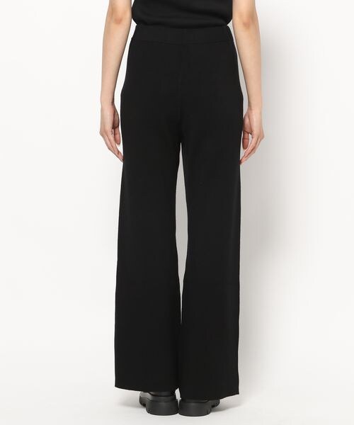 PAGEBOY（ページボーイ）の「カラーラインニットフレアパンツ（パンツ・レディース・オフホワイト05/ブラック09・F）」の13枚目の写真