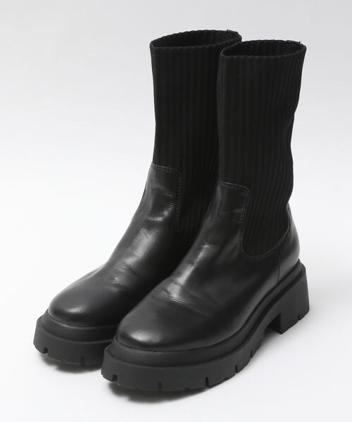 PAGEBOY（ページボーイ）の「ニットソックスブーツ（シューズ・レディース・オフホワイト05/ブラック09・M(23.5cm)/L(24.5cm)）」の7枚目の写真