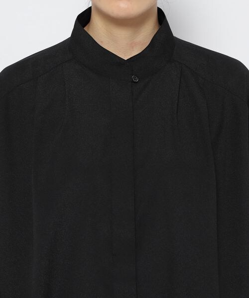 PAGEBOY（ページボーイ）の「ハイネックチュニックブラウス（トップス・レディース・オフホワイト05/ブラック09/ターコイズ76・F）」の17枚目の写真