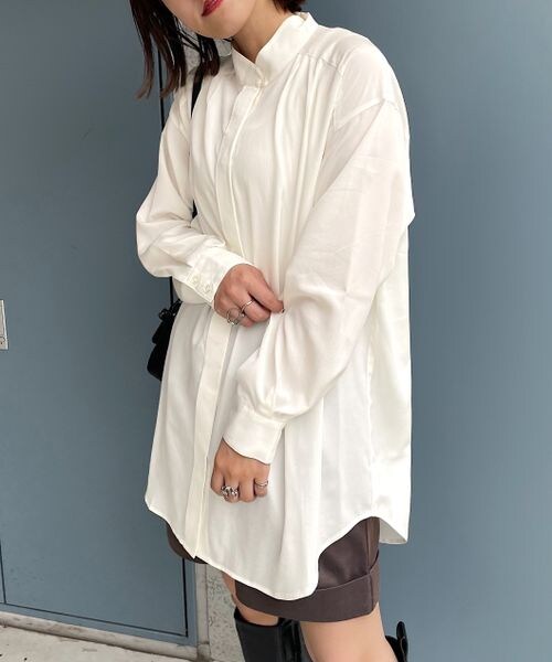 PAGEBOY（ページボーイ）の「ハイネックチュニックブラウス（トップス・レディース・オフホワイト05/ブラック09/ターコイズ76・F）」の5枚目の写真