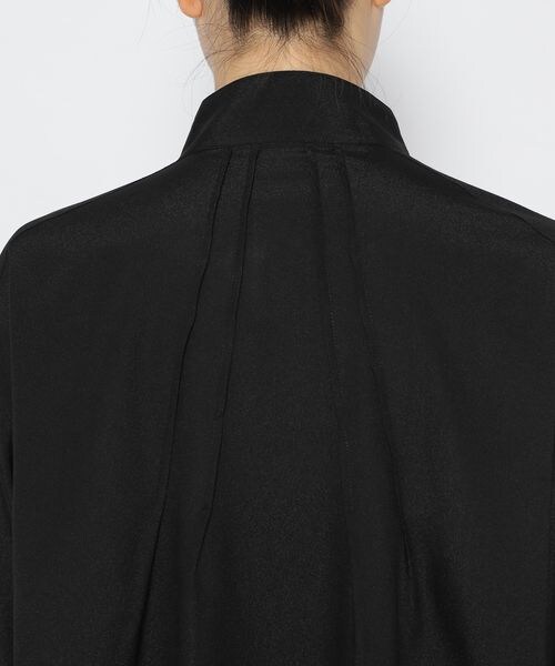 PAGEBOY（ページボーイ）の「ハイネックチュニックブラウス（トップス・レディース・オフホワイト05/ブラック09/ターコイズ76・F）」の21枚目の写真