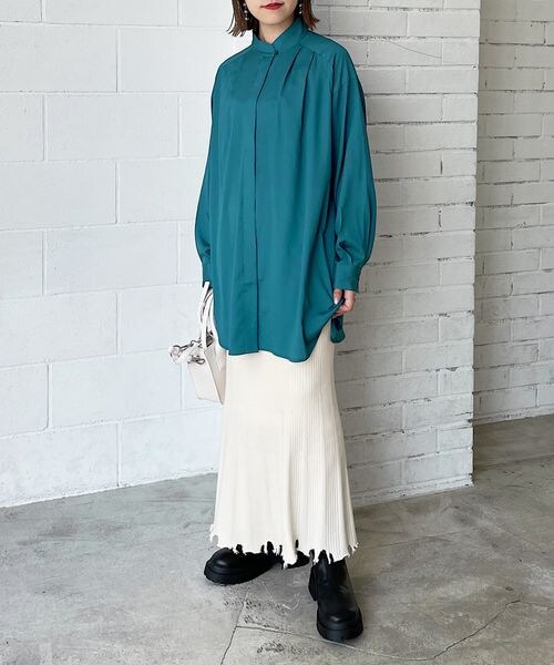 PAGEBOY（ページボーイ）の「ハイネックチュニックブラウス（トップス・レディース・オフホワイト05/ブラック09/ターコイズ76・F）」の13枚目の写真