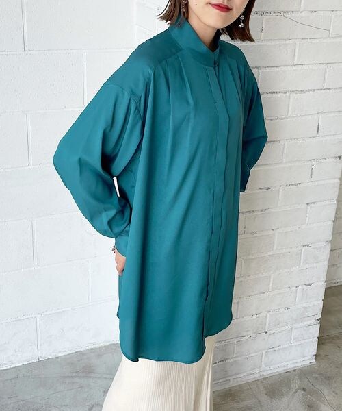 PAGEBOY（ページボーイ）の「ハイネックチュニックブラウス（トップス・レディース・オフホワイト05/ブラック09/ターコイズ76・F）」の3枚目の写真