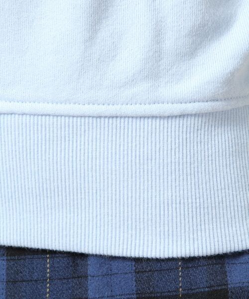 LOWRYS FARM（ローリーズファーム）の「スウェットロゴプルオーバーロングスリーブ３（トップス・レディース・オフ/グレー/サックス・Ｍ/Ｌ）」の10枚目の写真