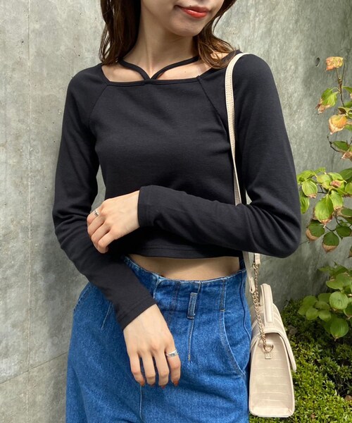 OLIVE des OLIVE（オリーブデオリーブ）の「ホルターネックロンティー（Tシャツ/カットソー・レディース・オフホワイト/ライトグレー/ブラック・FREE）」の3枚目の写真