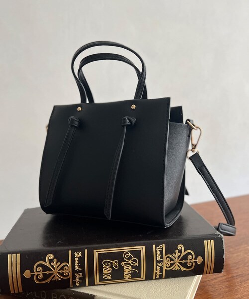 Chez toi(シェトワ)の「マイクロショルダーBAG(ショルダーバッグ・レディース・ライトグレー/モカ/マスタード/ブラック・FREE)」の3枚目の写真