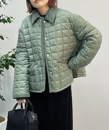 un dix cors（アンディコール）の「《予約》【LAVENHAM(ラベンハム)】CROPPED RAYDON（ダウンジャケット/コート・レディース）」