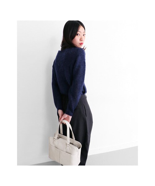 KBF(ケイビーエフ)の「KBF+ マルチポケットボストンBAG(バッグ・レディース・Gray/White/Black・one)」の10枚目の写真