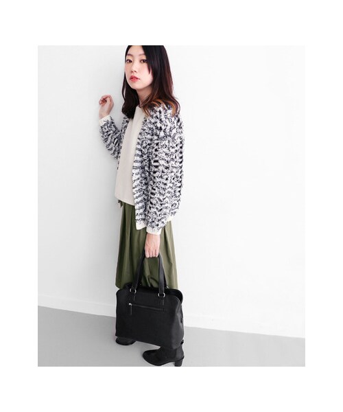 KBF(ケイビーエフ)の「KBF+ マルチポケットボストンBAG(バッグ・レディース・Gray/White/Black・one)」の13枚目の写真