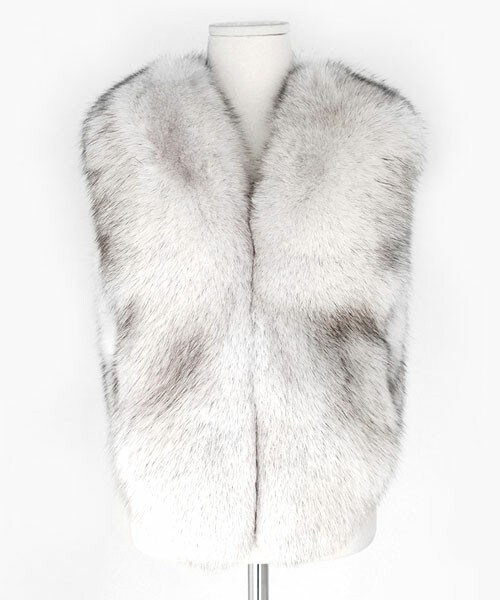DHOLIC（ディーホリック）の「フォックスファーショートベスト（その他アウター・レディース・ブラック/ライトグレー・free）」の2枚目の写真