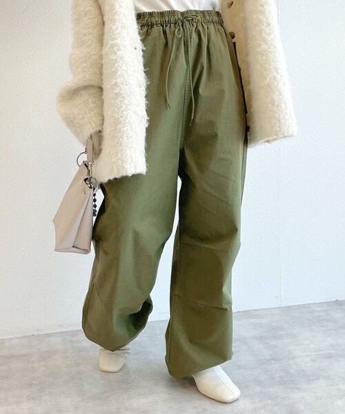 w closet（ダブルクローゼット）の「イージーパラシュートパンツ