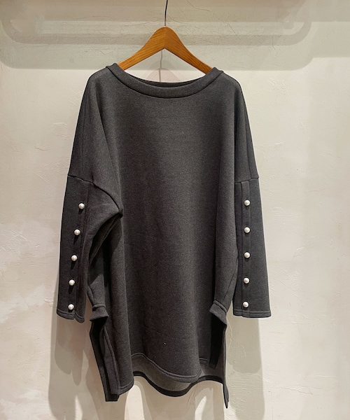 BEARDSLEY（ビアズリー）の「《HiROMITHiSTLE》袖パール