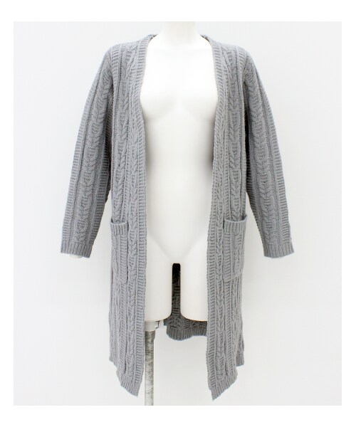 Factor=（ファクターイコール）の「ケーブル柄ロングニットカーディガン（ジャケット/アウター・レディース・アイボリー/グレー・one size）」の2枚目の写真
