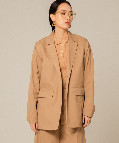 MATURED(マチュアード)の「バックオープンテーラードジャケット(テーラードジャケット・レディース・D.GRY/CCL/BGE/TAN・FREE)」の2枚目の写真