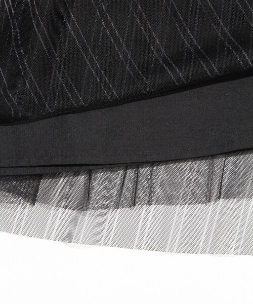 LOWRYS FARM（ローリーズファーム）の「ストライププリントチュールスカート（スカート・レディース・オフ/ブラック/カーキ・Ｆ）」の9枚目の写真