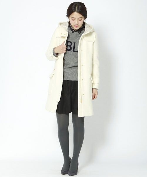 BABYLONE（バビロン）の「圧縮ブークレーフードコート（ジャケット/アウター・レディース・オフホワイト/ネイビー・36）」の3枚目の写真