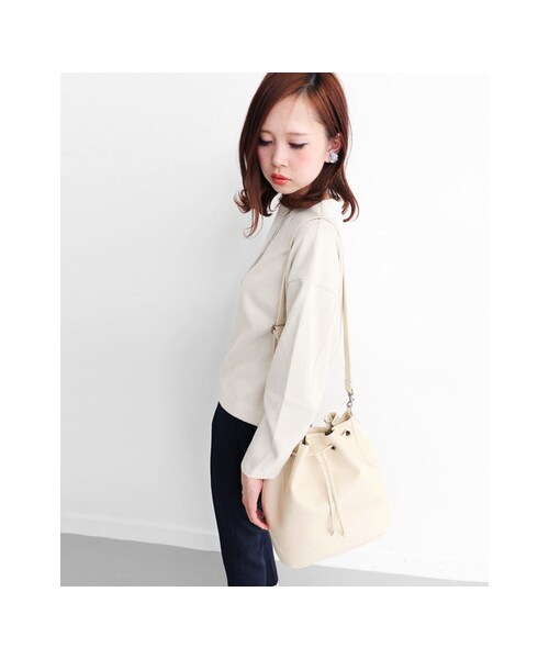 KBF（ケイビーエフ）の「3way巾着バッグ（バッグ・レディース・OFFWHITE/BLACK・one）」の10枚目の写真