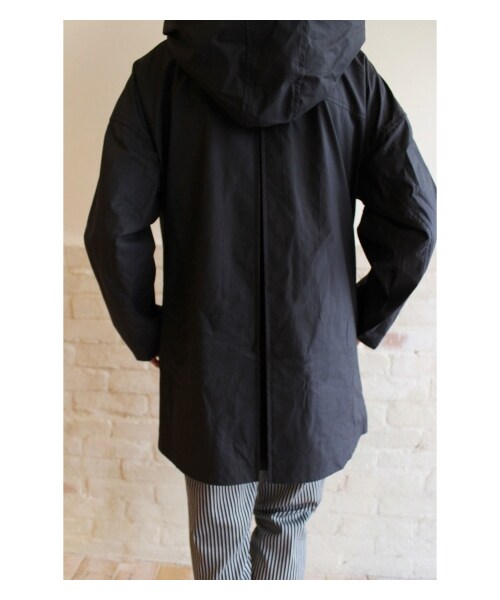 FRAMeWORK（フレームワーク）の「≪2015SS 先行予約≫ウラコーティング フードCT（その他コート・レディース・ベージュ/ネイビー・36/38）」の10枚目の写真