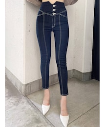 GYDA | H/W V CUT COLORWAYスキニーデニムパンツ(デニムパンツ)