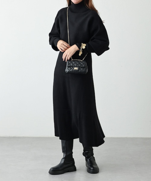 OUVRAGE CLASSE（ウヴラージュクラス）の「ニットアンサンブルワンピース（ワンピース・レディース・チャコールグレー/ブラック・FREE）」の2枚目の写真