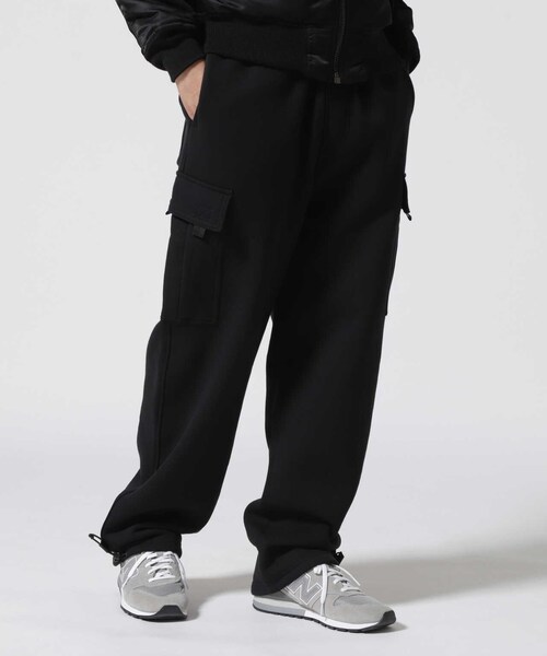 AVIREX(アヴィレックス)の「ルーズフィット スウェット カーゴパンツ / LOOSE FIT SWEAT CARGO PANT(パンツ・ブラック/グレー・M/L/XL)」の3枚目の写真