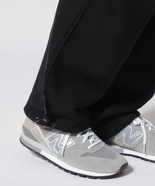 AVIREX(アヴィレックス)の「ルーズフィット スウェット カーゴパンツ / LOOSE FIT SWEAT CARGO PANT(パンツ・ブラック/グレー・M/L/XL)」の10枚目の写真